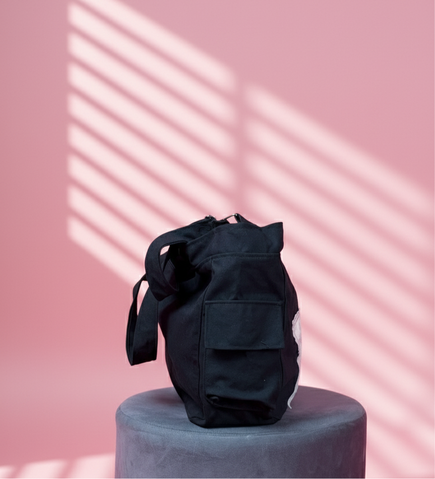 BLACK STAR CROSS BAG